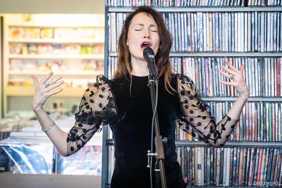 Fijne instore gedaan bij <a href="/cdenlp/">Evelyn Novacek</a> 💃🏻Mooie foto van Jan Lenting ❤️#chanson