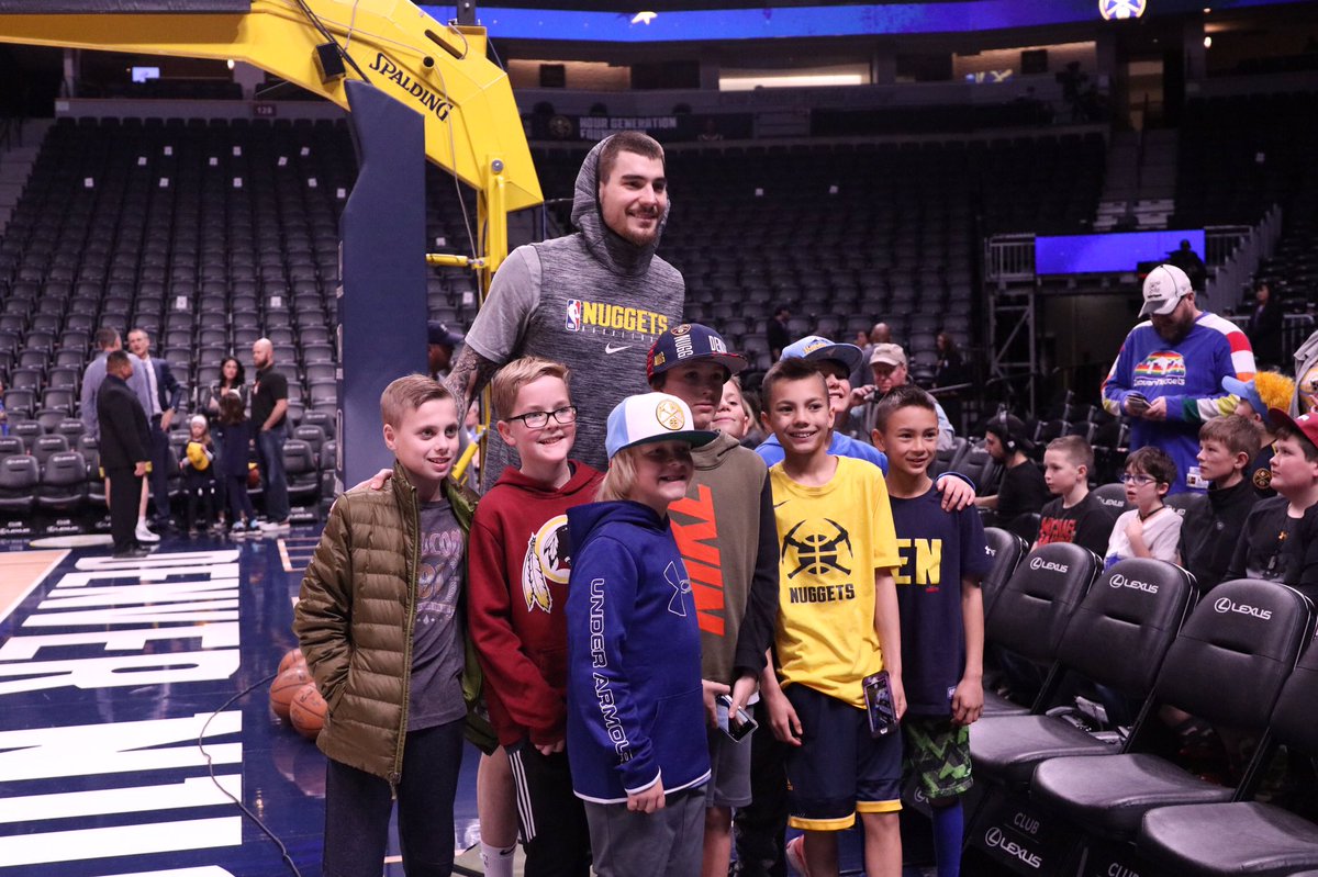nuggets's tweet image. Putting smiles on faces!

#MileHighBasketball
