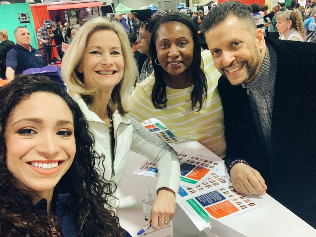 NewsJValencia's tweet photo. Went to my first @nbcwashington @Telemundo44 Health and Fitness Expo this weekend. It’s a huge event for the station to connect with and help the community. Grateful to take part in my first one. ✨
Thanks to everyone who came out ✌🏽
.
.
#NBC4Expo #Telemundo44Expo https://t.co/SMlhDdVuOb