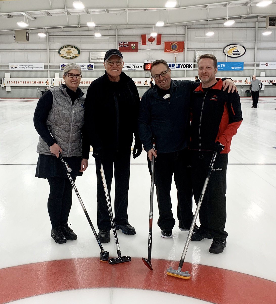 ColtsCurling's tweet image. Congrats to Team O’Reilly (@manotickcurling) on their big win! Team Girard (@CornwallCurls) comes 2nd, and @TeamGallinger (@NGCurling) comes in 3rd.

Thanks to @CornwallCurls, @GoldlineCurling and @yourtvcornwall for all your support! #OttColtsCurling #GoldlineFamily #TrulyLocal