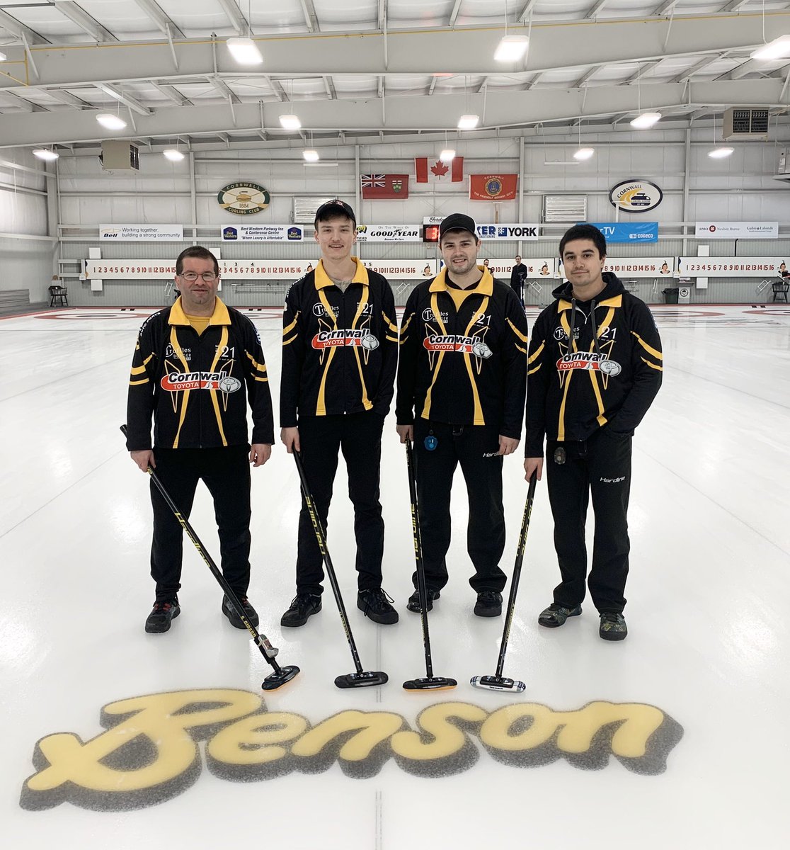 ColtsCurling's tweet image. Congrats to Team O’Reilly (@manotickcurling) on their big win! Team Girard (@CornwallCurls) comes 2nd, and @TeamGallinger (@NGCurling) comes in 3rd.

Thanks to @CornwallCurls, @GoldlineCurling and @yourtvcornwall for all your support! #OttColtsCurling #GoldlineFamily #TrulyLocal