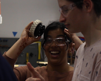 Our Week 2 recap is up!! Have a bit of a sticky beak :)
youtube.com/watch?v=Efl4Vf…

#tdu #omgrobots #thunderdownunder #makeyourjourneycount #FIRSTaustralia #buildseason #australia