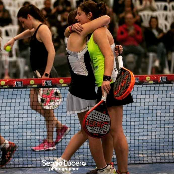 Mientras más fuertes sean tus pruebas,más grandes serán tus victorias.
.
.
Vamos a por el lunes!!💪💪☠☠
#ImJustTen #PlayJstn #Jstn #Justten #Justtenpadel #Justtenpadelfansclub #padel #padelfemenino #sport #sportswear #ilovepadel #palas #padellove