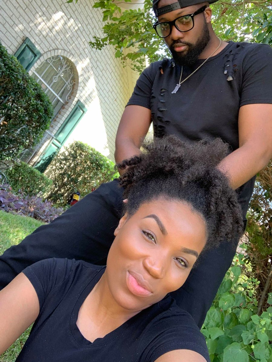 situationshiptv's tweet photo. Be sure to go follow our awesome leads:
@IamMonicaGilmer & @saelahunplugged !!!
#saelahandshe' #supportblackcreatives #blackactor #blackactress #shreveport #louisiana #sbc #webseries #makingawebseries #situationshipstheseries💔 https://t.co/x3qfUbCgMd