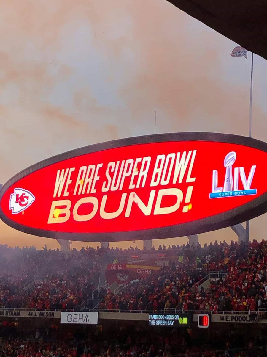 realbigcleod's tweet photo. Kansas City Chiefs defeat Tennessee Titans for their first trip to the SuperBowl in 50 years.

Still doesn't feel real.

#ChiefsKingdom #ChiefsVsTitans #AFCChamps #TOUCHDOWNKANSASCITY https://t.co/f6L6gr6Moj