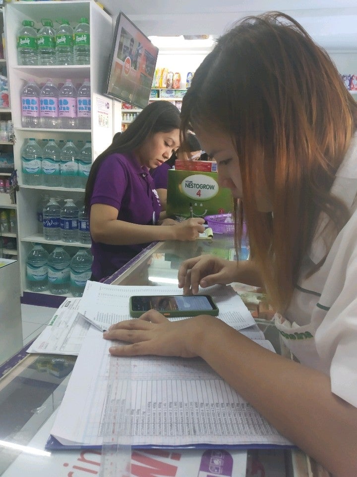 melizh05's tweet photo. N06 First call ☺️ Seryoso po ahente 😁 (@ 3M Tipid-Sulit Drug Mart in Bongabon, Nueva Ecija) https://t.co/EHXNsRCogV https://t.co/wJJ6X28qRX
