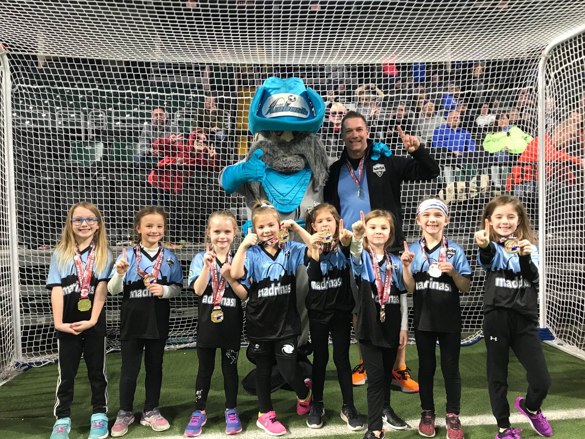 Madrinas_SC's tweet photo. Boom 💥 SLYSA champs!! Award ceremony fun!! 2013G Blue https://t.co/XjdPEEzMeG