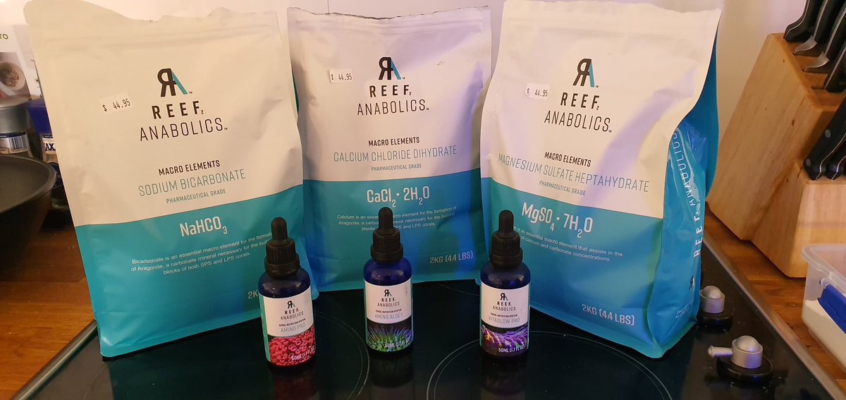 Reefanabolics's tweet image. Fuelled by Reef Anabolics 🇦🇺 Check out Chris’s beautiful Australian nano reef 🌈💓☺️ #reefanabolics #RA #reefingmadeeasy #nanotank #nanoreef #reefbuilders #reefing #saltwatertank #reeftank #GBR #coral #zoanthids #acropora #montipora #reef #allmymoneygoestocoral #reefer