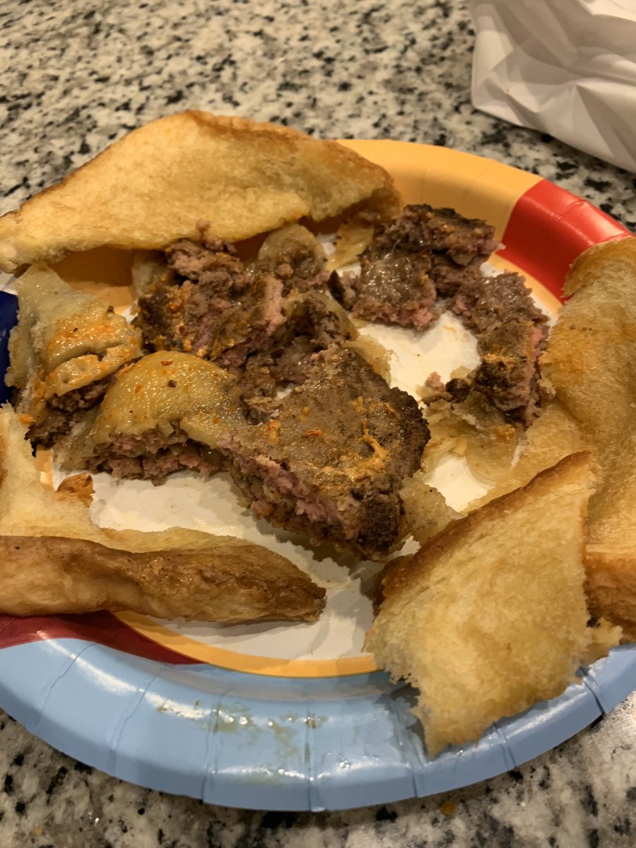 oscar_j_rod's tweet image. @Hometown_Burger my wife and I just had one of the worst dinners there tonight. The burger was smashed and leaking grease from the wrapper. My wife’s patty melt was so soggy in butter and way undercooked. She didn’t eat hers but I did reluctantly #hopeidontgetsick