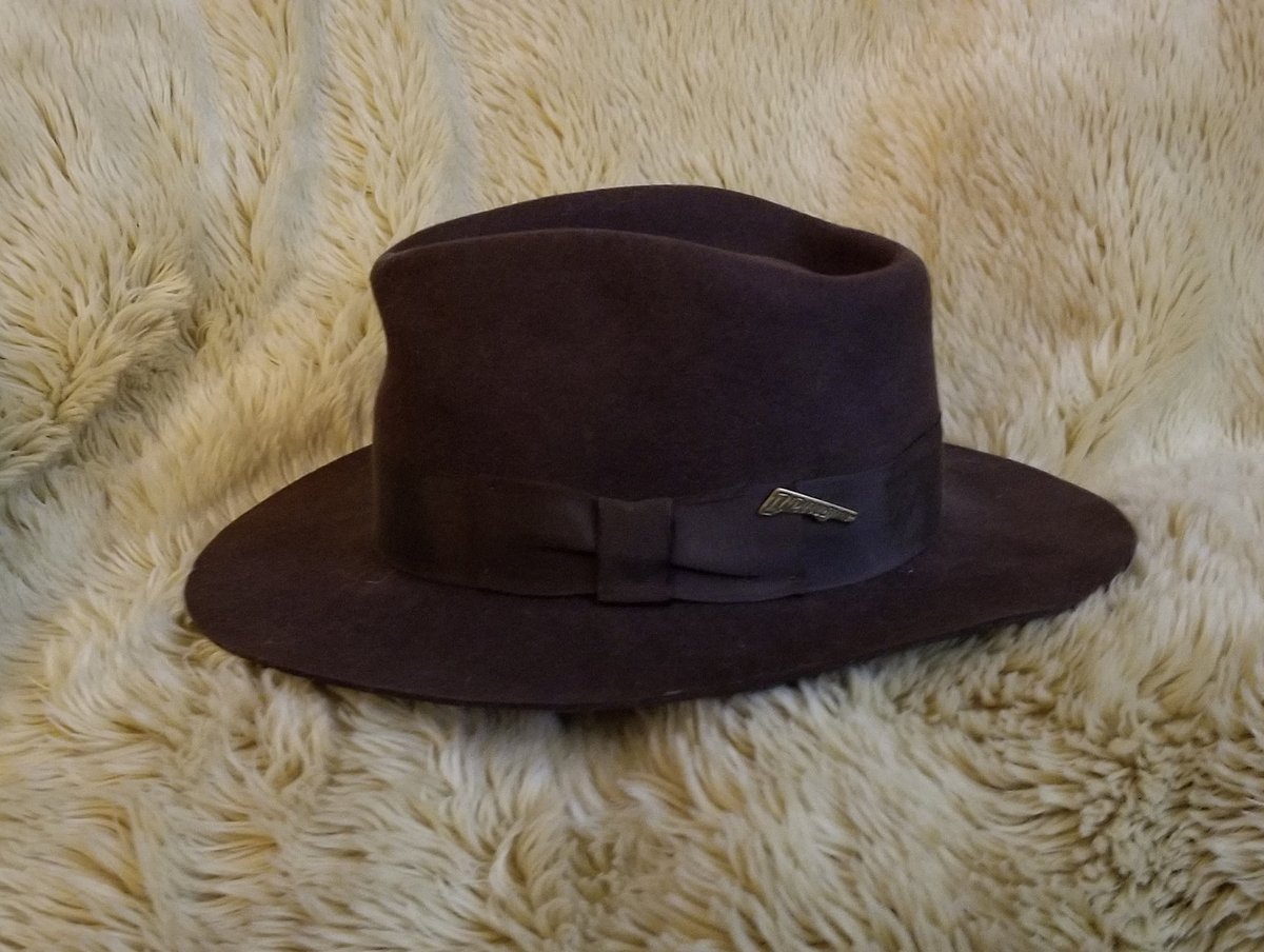 LanceLyon5's tweet photo. 20% OFF ALL HATS AND FREE STANDARD SHIP ON BASEBALL/TRUCKER HATS★★★★★! https://t.co/Hx3cM7qRUy #etsy #accessories #hat #brown #fedora #indiana #jones #universal #studio #collectable https://t.co/trpEvYk4MU