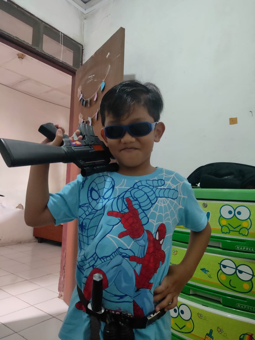 zaffhri's tweet photo. @NUgarislucu Saya calon banser juga gus https://t.co/2OZ4oURczk