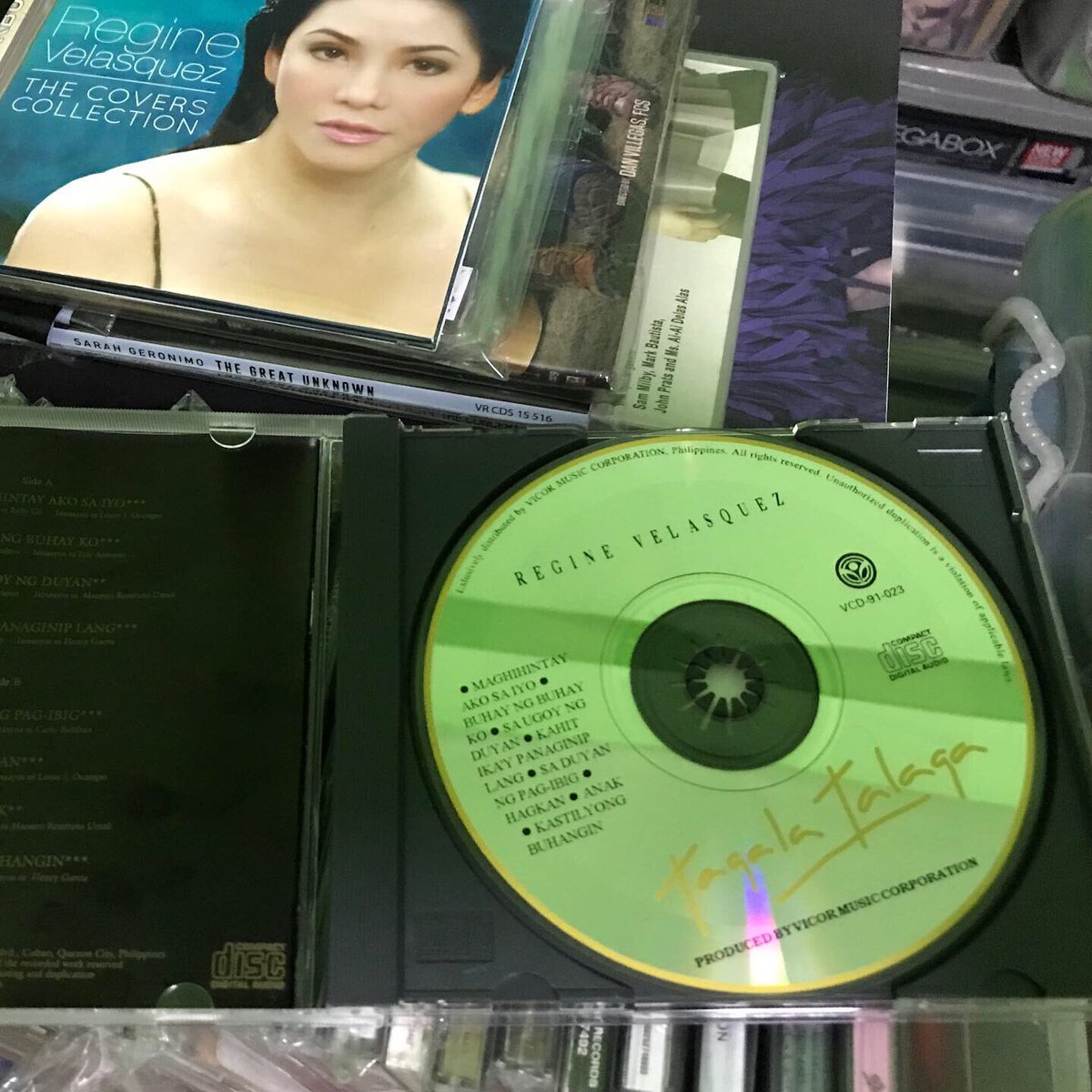 AzucenaRolando's tweet photo. @reginevalcasid 3rd Studio Album #TagalaTalaga first press 1991 @vicorrecords #TheRegineVelasquezCollectors https://t.co/PEvWj3gE34