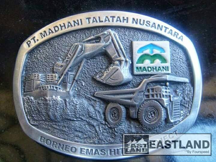 BELTBUCKLE PT.MADHANI salahsatu custom order produksi kami,info hubungi 083116673747 ( YANZ ) atau email eastland958@gmail.com

#beltbuckle #beltbuckleptmadhani #customorder #handmade #freehand #coalminning #coal #oildangas #minning #jewerlly #pertambangan #duniapertambangan