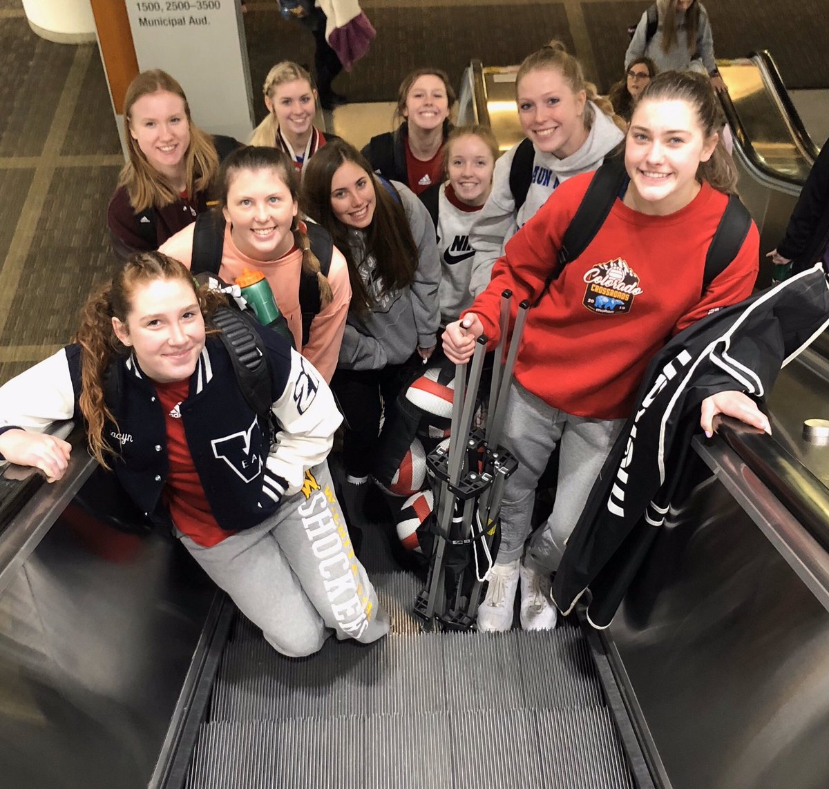 AcesCapital's tweet photo. Way to go ACES 17Black and 15Blue! Pool winners on Day Two and playing for GOLD at the MLK tournament in KC.
#PlayGreatVolleyball https://t.co/sfzi96FWXZ