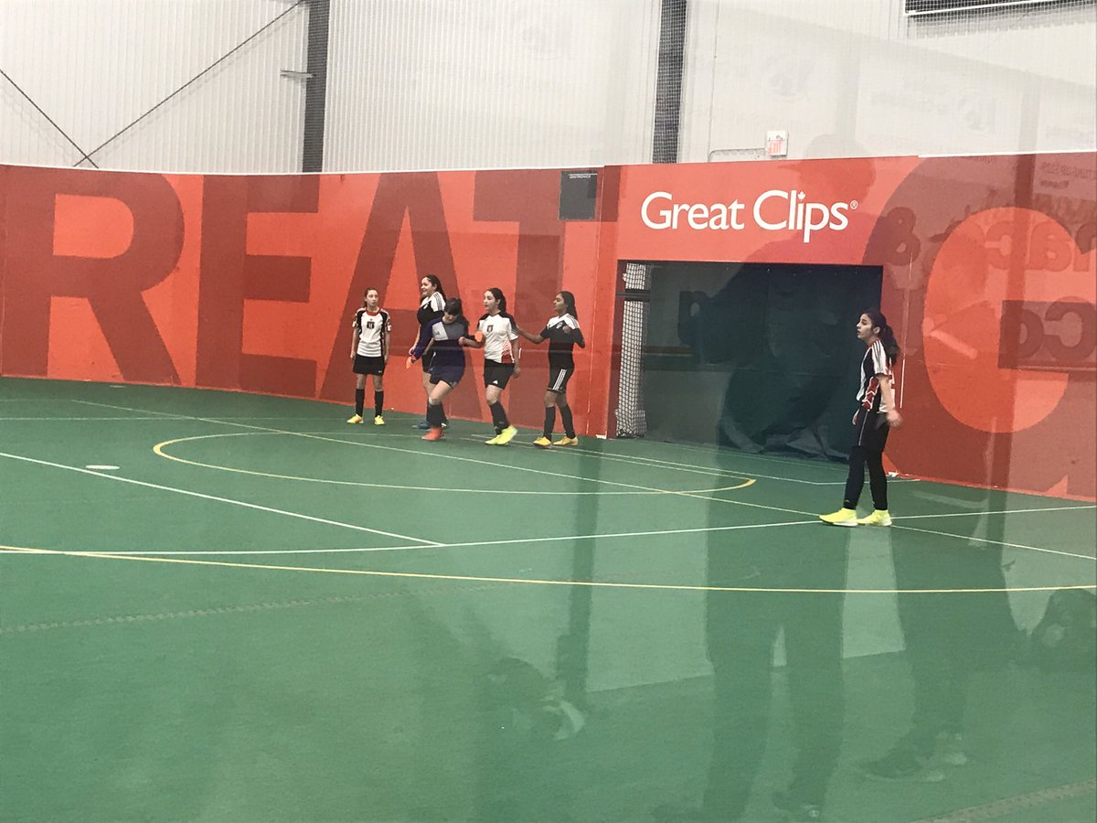 ChestermereFC's tweet photo. Great job U15 girls on your 3-3 game today!  Lots of good energy and movement of the ball. We are looking forward to watching this team continue to grow and develop. #CUFCProud https://t.co/MXrZ9yb2vi
