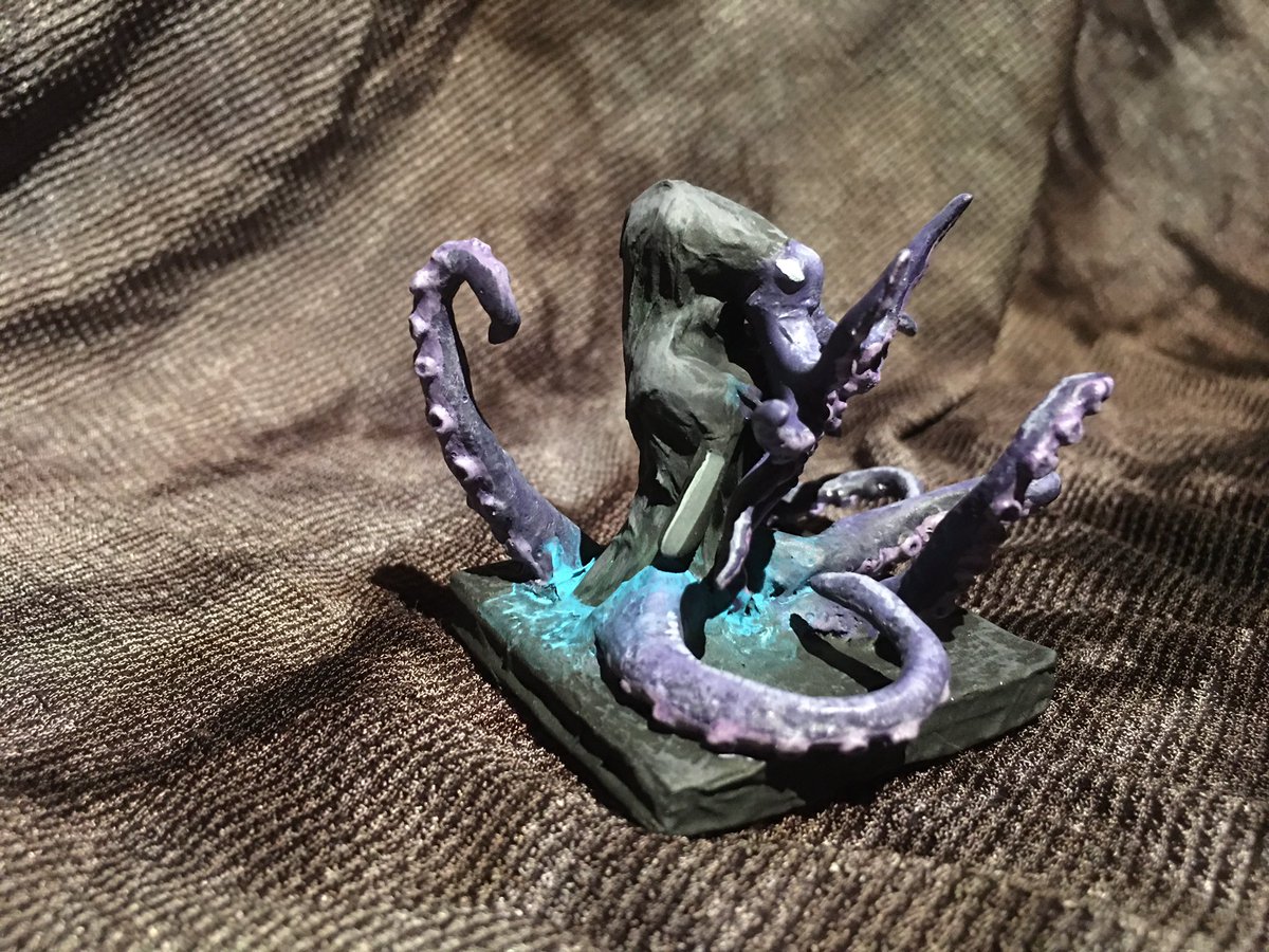 #DnD #homebrew #tabletopgaming #rpgs @_GMLeigh did the paint job on my handmade large illithid taskmaster - the families almost complete for the mind flayer dungeon - can’t wait until it’s all finished so I can play test this adventure