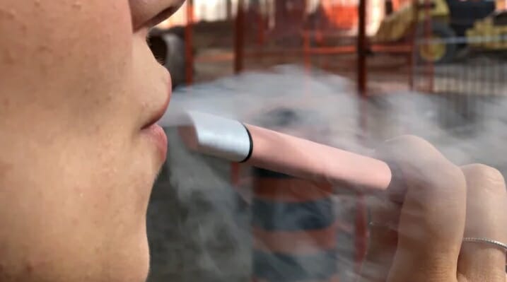 brentstafford's tweet photo. #CDC Survey: Flavors Aren't the Main Reason Kids Vape | Curated on - https://t.co/rDS6zCM4cM #WARONVAPING #FLAVORBAN #ECIGBAN #vaping https://t.co/otn8eAgUcX