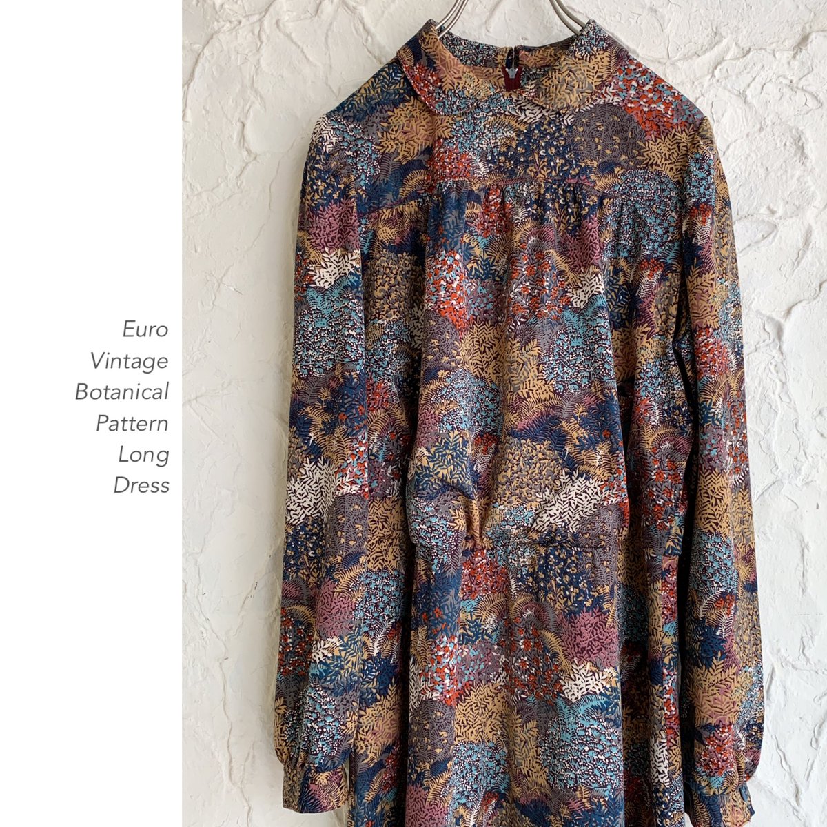 taffee_shop's tweet image. #botanicalpattern
#naturemotif
#vintagedress
アートっぽいマルチカラーの
ボタニカル柄が可愛い
Euro Vintage総柄ワンピース♫
小さめの襟元も可愛いアクセント☺︎
#Taffee #宮崎 #古着 #宮崎古着屋 #四季通り #ネイチャーモチーフ #総柄ワンピース #ヴィンテージワンピース #古着女子 #古着mix