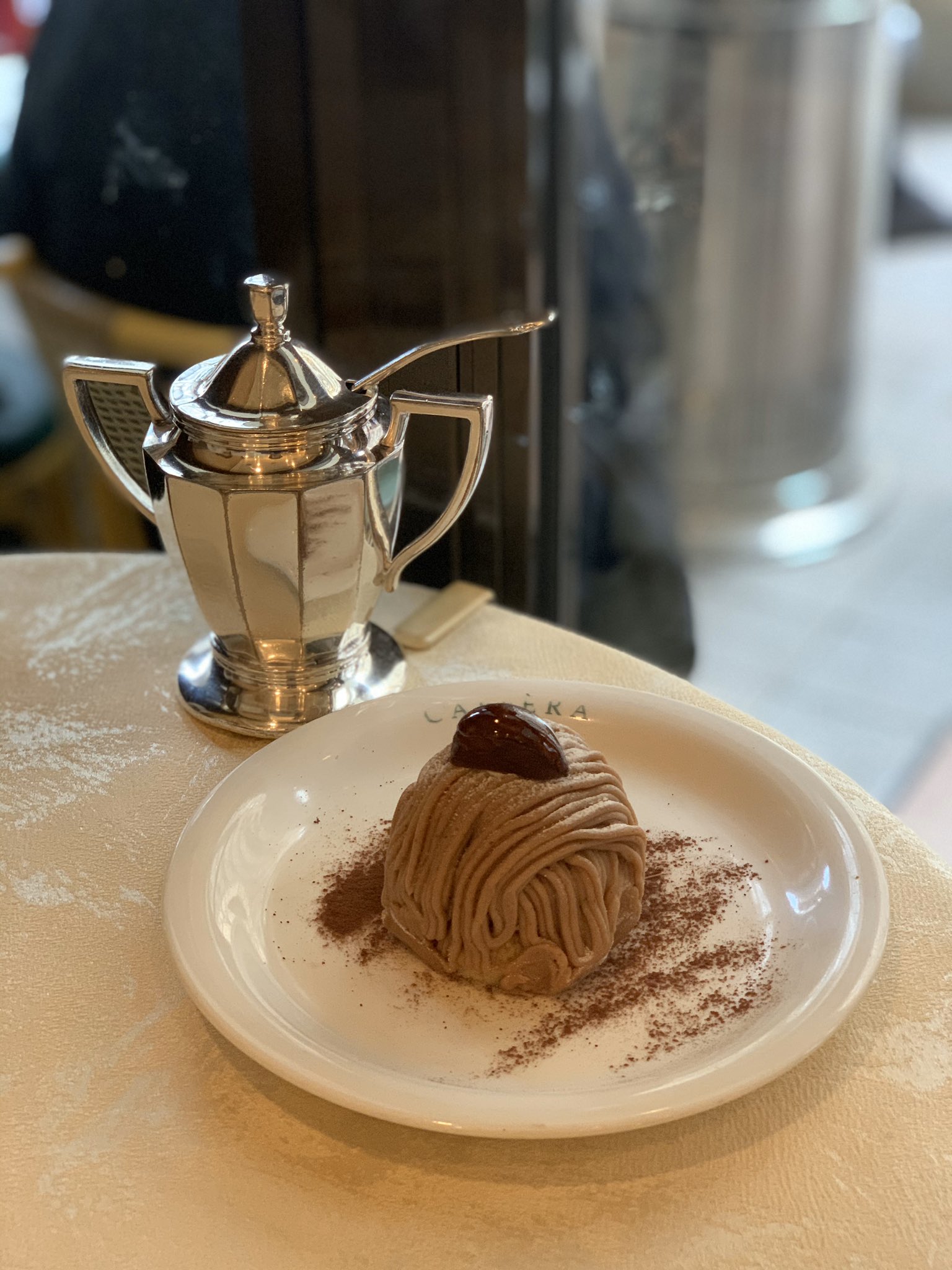 Yahchan 神戸三宮の カフェラ でモンブランを頂きました 栗の味が濃くて 中のメレンゲもサクサクで美味しかったです Cafe Cake Coffee Malon Montblanc 栗 マロン スイーツ ケーキ お菓子 カフェ コーヒー 三宮カフェ 兵庫カフェ 神戸