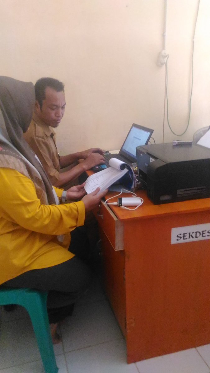 RAfrijon's tweet photo. Fasilitasi dan Pendampingan Penyusunan LKPPD dan LPPD  Desa Teluk Melintang. 
#TPPIBatanghari https://t.co/ICT3liaAIf