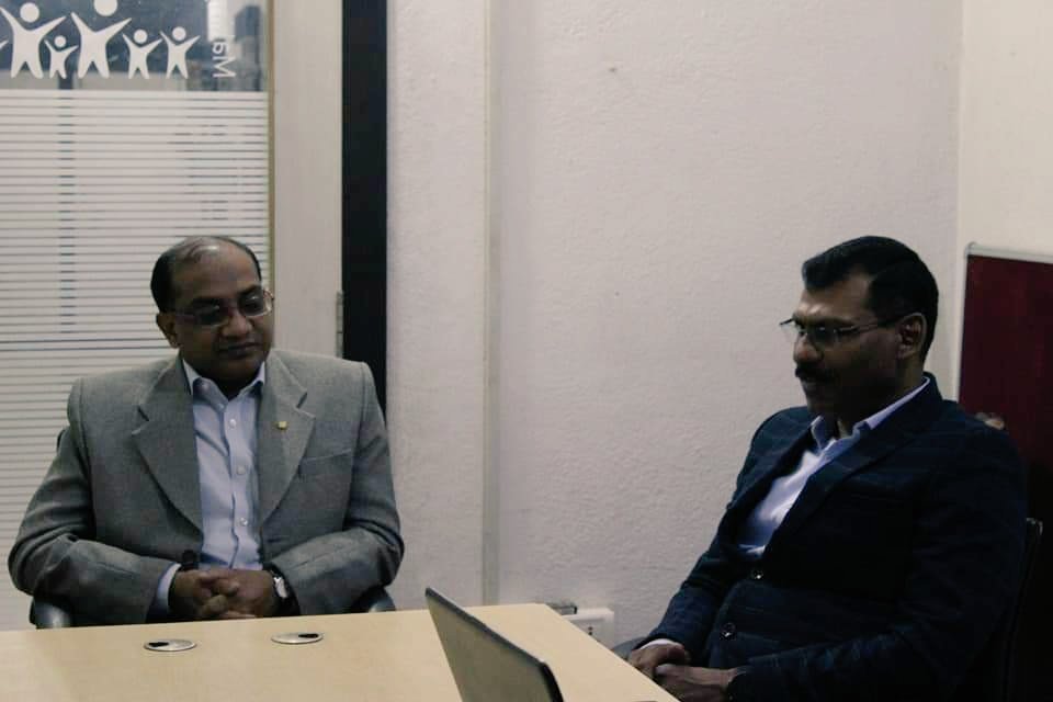 citizens_cf's tweet photo. #ONGC_Foundation CEO, Kiran DM, visits Citizens Foundation headquarters and participates in a lively discussion on CSR opportunities in Jharkhand with the senior team members of CF.
#CSR #SDGs #CFDiaries #MakingPeopleSelfReliant https://t.co/XkEAQLb0vS