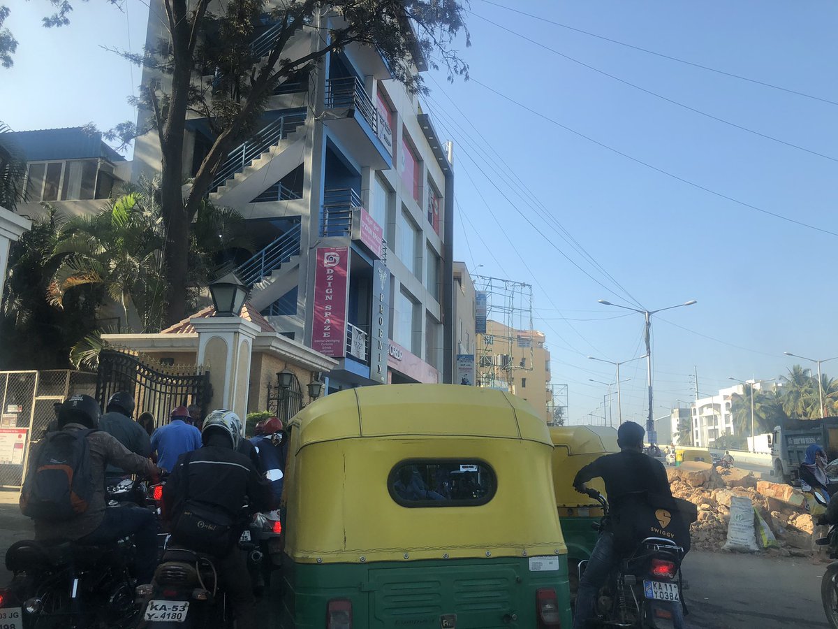dipti16k's tweet photo. 1/2: The irresponsibility of #citizens is evident in this moment. A road which has been blocked is still being accessed by #bikers &amp; #autorickshaw drivers in #hennur. btw is beside a fully operational flyover n owing to this mess, d entry gate to a residential apartment is blockd https://t.co/xJG94YuCEO