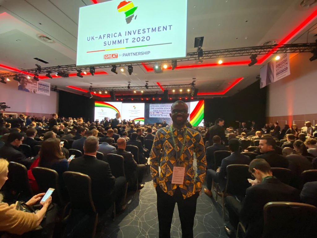 youngatheartgh's tweet image. We envisage a world where no student is left behind in our fast evolving tech world,because they are in a remote location.Excited to be represented by @ekowmartin, co-founder &amp;amp; operations lead, at the UK-Africa investment summit!#InvestInAfrica #AfricaPrize #LabandLibraryOnWheels