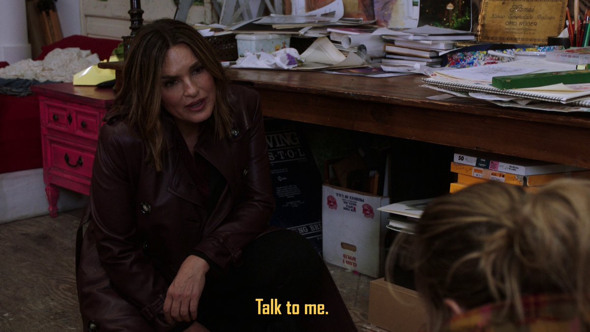The16thPrecinct's tweet photo. 'I'm here, I'm paying attention, talk to me' -- Olivia Benson 

#SVU21 #RippedFromTheScreen #ShePaintsForVengeance https://t.co/Lt9R9QYE5e