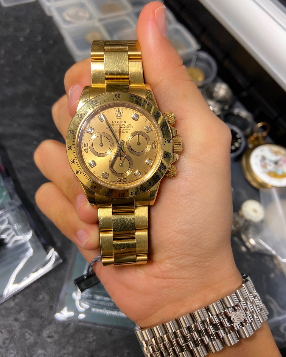 BQWatch's tweet photo. Rolex Gold Daytonaπ₯ππ
Serial number M******
Model 116528
#watchesofinstagram #watches #instawatches #watchesoftheday #london #bqwatches #bqw #watch #luxury #lifestyle #rolex #preownedrolex #watchporn⦠https://t.co/dqscs5Z3K2 https://t.co/Ks73PTasOh