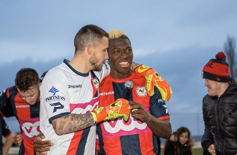 RFCLiege_news's tweet photo. Bonjour les #Liégeois
2️⃣victoire/2 en 2020✌🏼
6️⃣ème victoire🤛🏻
7️⃣match sans défaites💪🏼
9️⃣ème place au classement🆙
1️⃣2️⃣match à jouer🎯
1️⃣4️⃣buts pour le seul Yadi Bangoura🔥
2️⃣6️⃣buts marqués⚽️
Que votre semaine soit bonne ☀️ 😊
#RFCLiège #Liège #FCLLLC #RFCLLaLouvière https://t.co/LW1C0maOIG