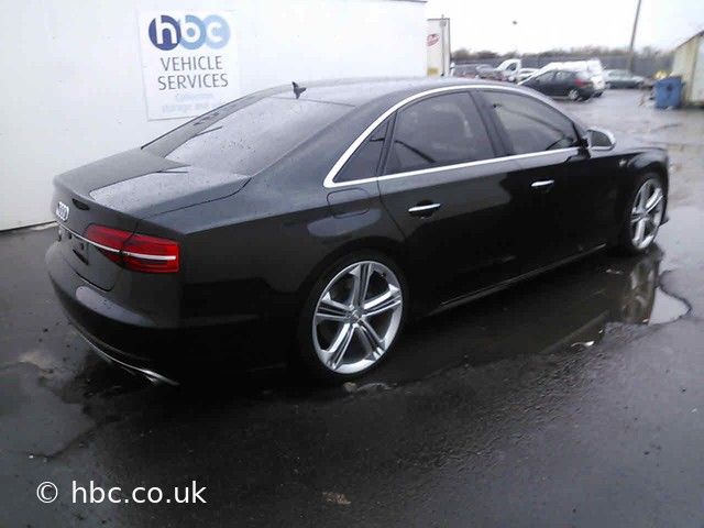 IAAI_UK's tweet photo. Check out this #AudiS8 in auction now...

https://t.co/IDDpISzeHw

#Audi #AudiS8 #AudiV8 #AudiCars #AudiFan #AudiOwner #AudiDriver #HBC #OnlineCarAuction https://t.co/blfusEVZ5M