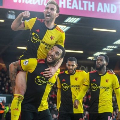 LukeRoper's tweet image. 🐝 @Watfordfc fans, it's your turn!

🤷‍♂️ You can win 2 tickets to Tuesday's game against @AVFCOfficial !

❤️ RT and LIKE this Tweet 

👏 Follow @LukeRoper

👇 Tag a friend below

❌ Comp closes today!

#WFC #Hornets #LukeLife