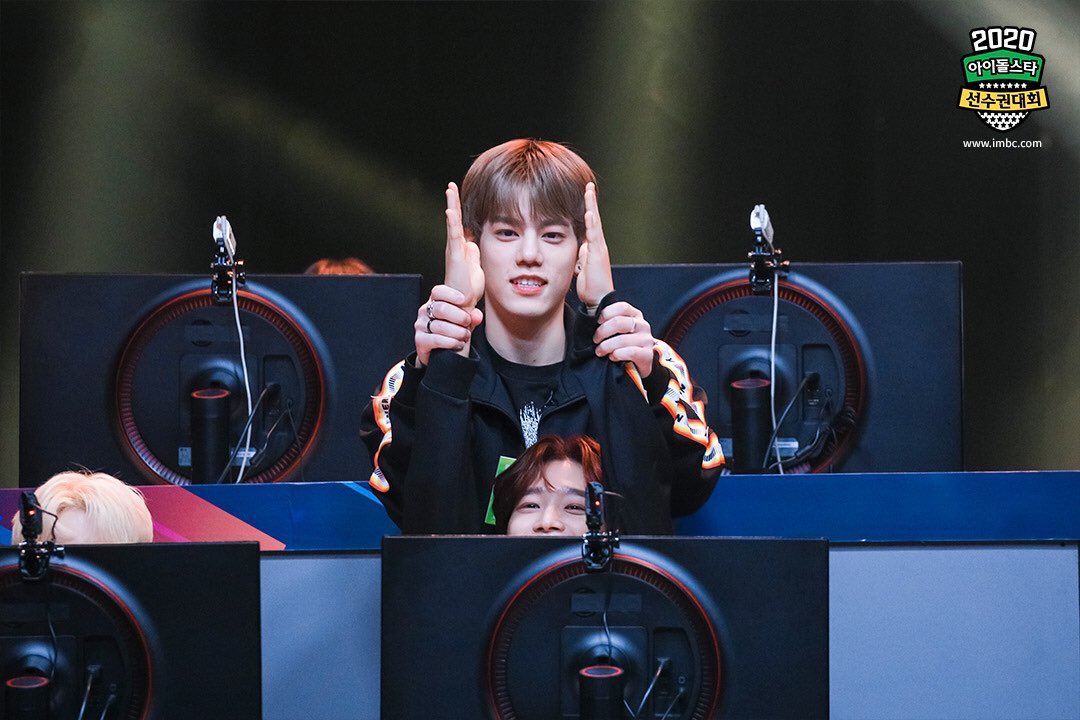 Nflying0622's tweet photo. อิพี่อิน้อง น่ารัก 💞💞💞💞

#NFlying #엔플라잉 #차훈 #훈   #ChaHun
#서동성 #동성 #seodongsung https://t.co/2k3Gjx8Ft0