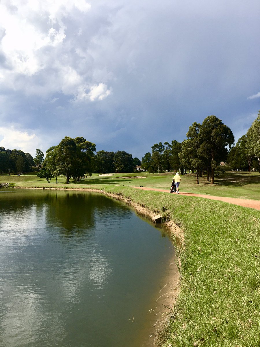 AsquithGolfClub's tweet photo. A very wet weekend has shown great results on the course 👌 ⛈🌨🌦
.
.

#asquithgolfclub #rainbow #golfcourse #golfphotography #golfcoursephotography #golfclub https://t.co/2wP8t6fa5f