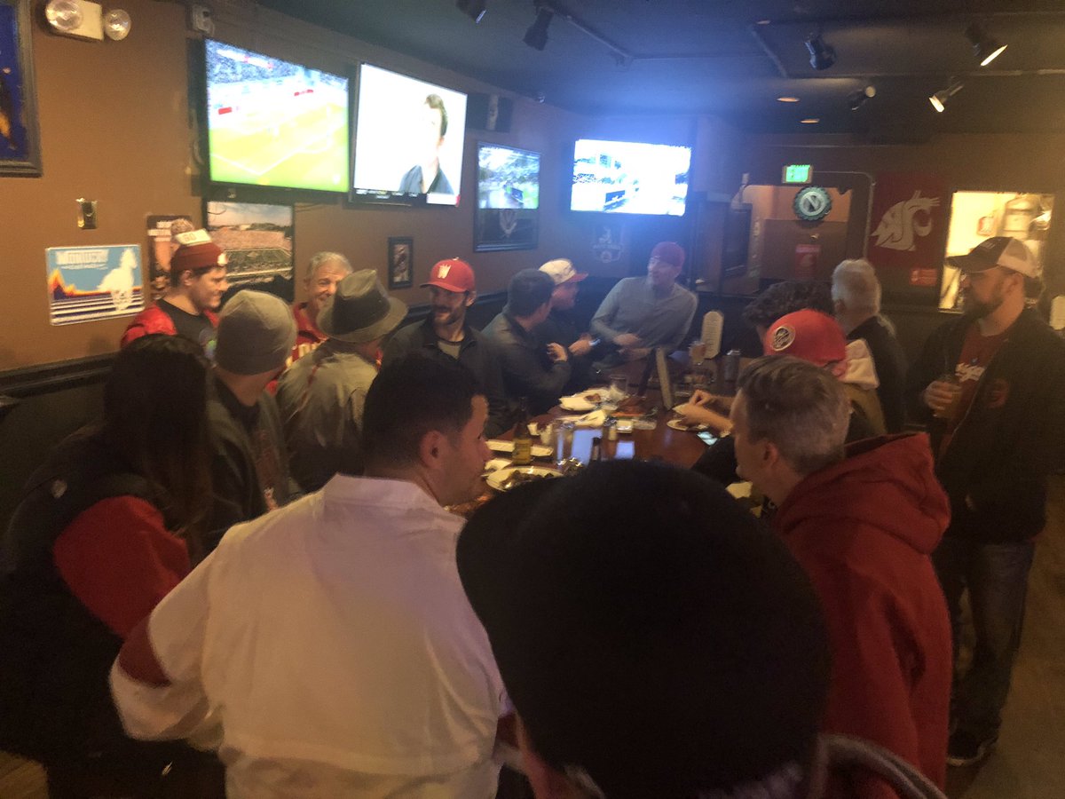 TheoLawson_SR's tweet photo. New #WSU coach @NickRolovich is out meeting with Cougar fans at Village Pub Magnolia in Seattle. How cool.

Photo: @RexCarlin https://t.co/7VQ7FuAAxL