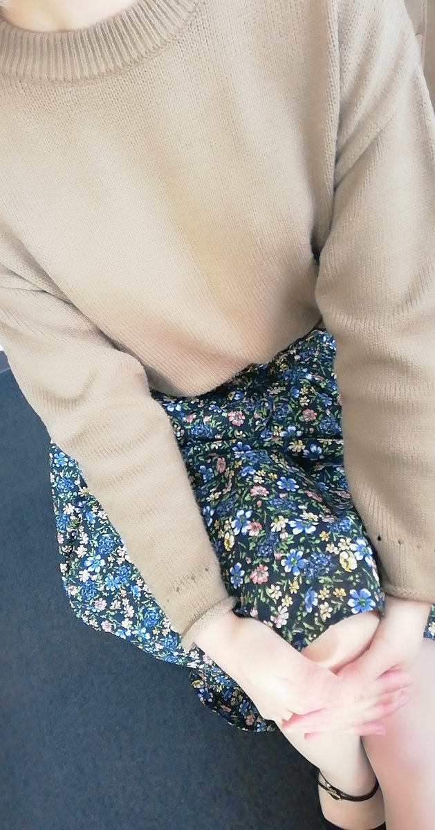 yhee3333's tweet image. 2020년
새해 복 많이 받으세요
그리고 복도 많이 쌓으세요

오랜만에 사진 올립니다
컵에 물이 넘치듯
넘치게 행복하세요