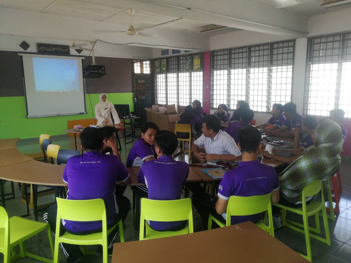 ytlfoundation's tweet photo. Take a look at one of our Frog Classrooms completed at SMK Seksyen 5 Wangsa Maju!
YTL Foundation continues to welcome applications for the Frog Classroom Programme.
Visit https://t.co/oNL9y5b2jt to learn more about this programme.
#frogclassroom
#frogclassroommakeover https://t.co/E6psMI7NrW