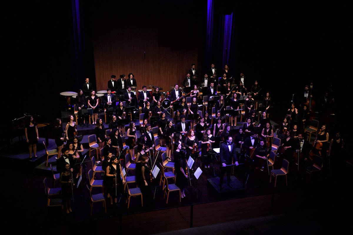 Yılın ilk konseri @BeylikduzuAKSM de 27 Ocak Pazartesi günü saat 20:30'da olacaktır. Sizleri kocaman gülümsemelerimizle, harika enerjimizle ve güzel parçalarımızla bekliyoruz 🤗💜🎵 <a href="/beylikduzubeltr/">Beylikdüzü Belediyesi</a>