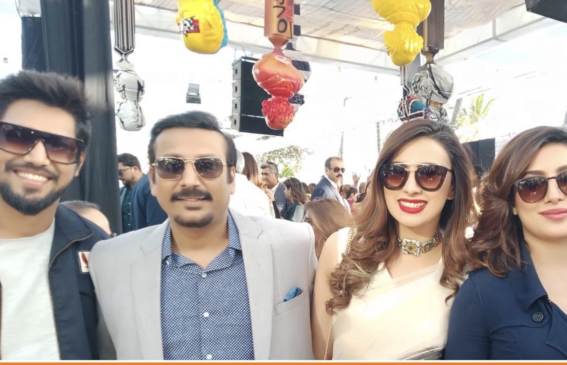 Irumf's tweet photo. Wah Ray theri shan
Those who used to call me Burger in #MQM 
Those who used to call me Pull kay us par ke Baji
Ajj Khud Burger ban kar kaisa lag raha hai ?
Yeh Phir Abhi tak “Ban kabab” ho ?
#KidneyCenterBall #Karachi https://t.co/5ArKr2J95Q