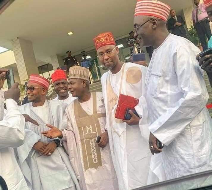 PDP_Dynasty's tweet photo. Party don start ๐ #AbbaIsHere https://t.co/lps2KC0QJd