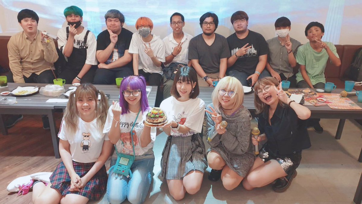 chonebiofficial's tweet photo. 「Choyu&amp;Mogo Birthday Party 2020」
Thank you everyone!

#chonebi #ちょねーび https://t.co/XomI1L8iGA