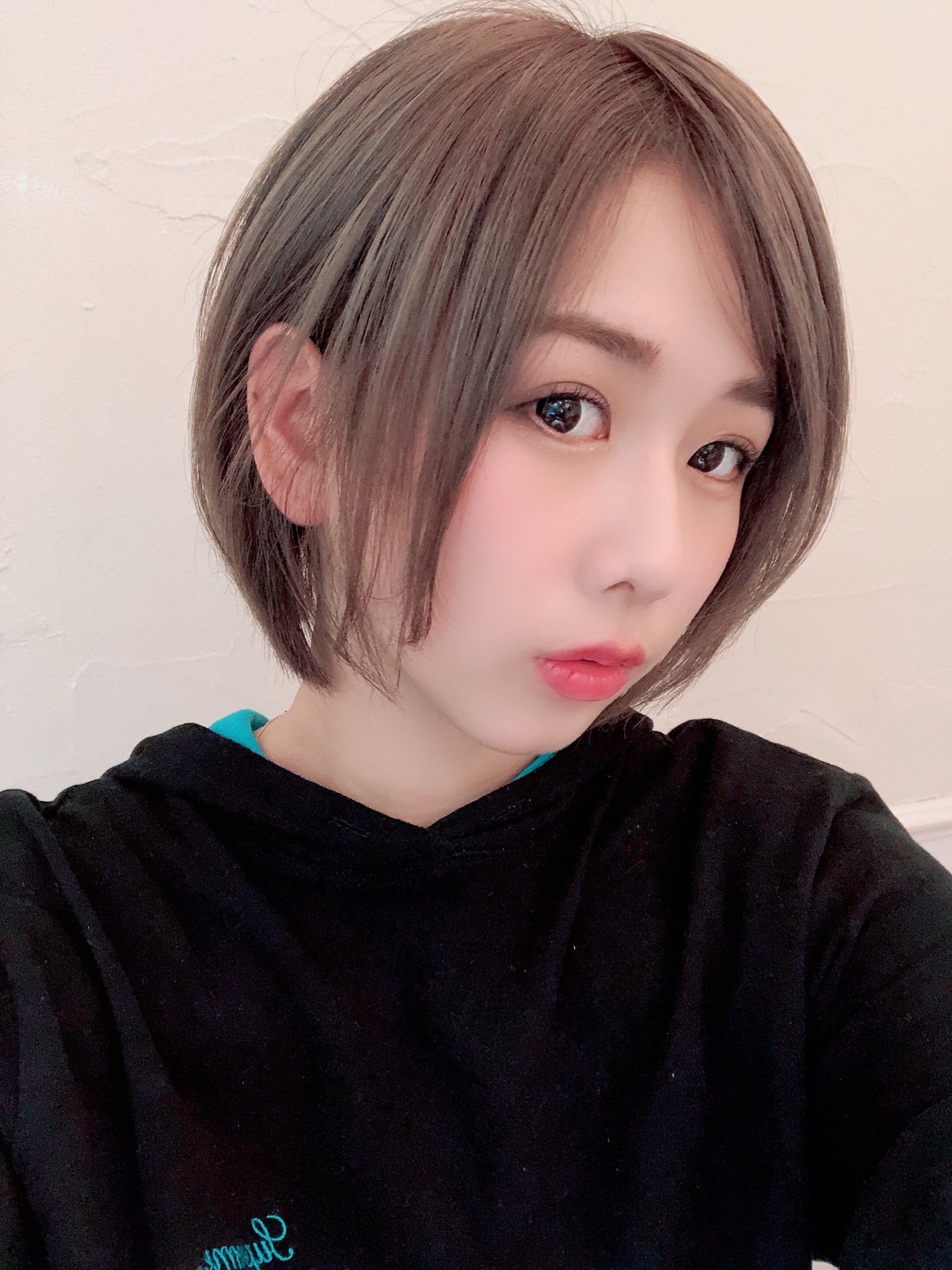 大家志津香 しーちゃん 痩せたら切るって言ってたけど 痩せてないのに切っちゃったから 痩せるね 原宿minxやまぐちさん担当 Minx T Co Satfixytjk Twitter