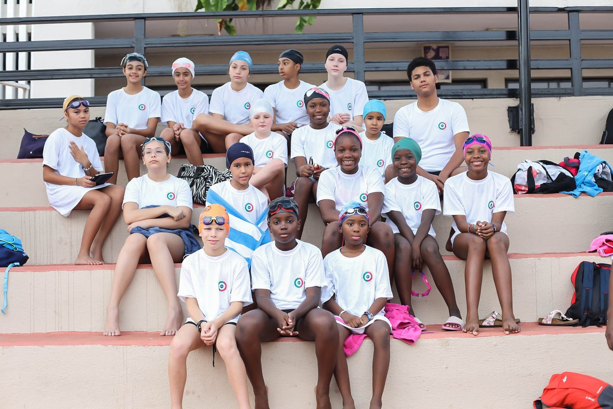 lflplagos's tweet photo. Our LFLP team at the swimming competition on Saturday at the American International School.

Notre équipe LFLP à la compétition de natation samedi à l'American International School.

#lflp #frenchschool #privateschools #lagos @FranceAbuja https://t.co/ykJa5WGcDq