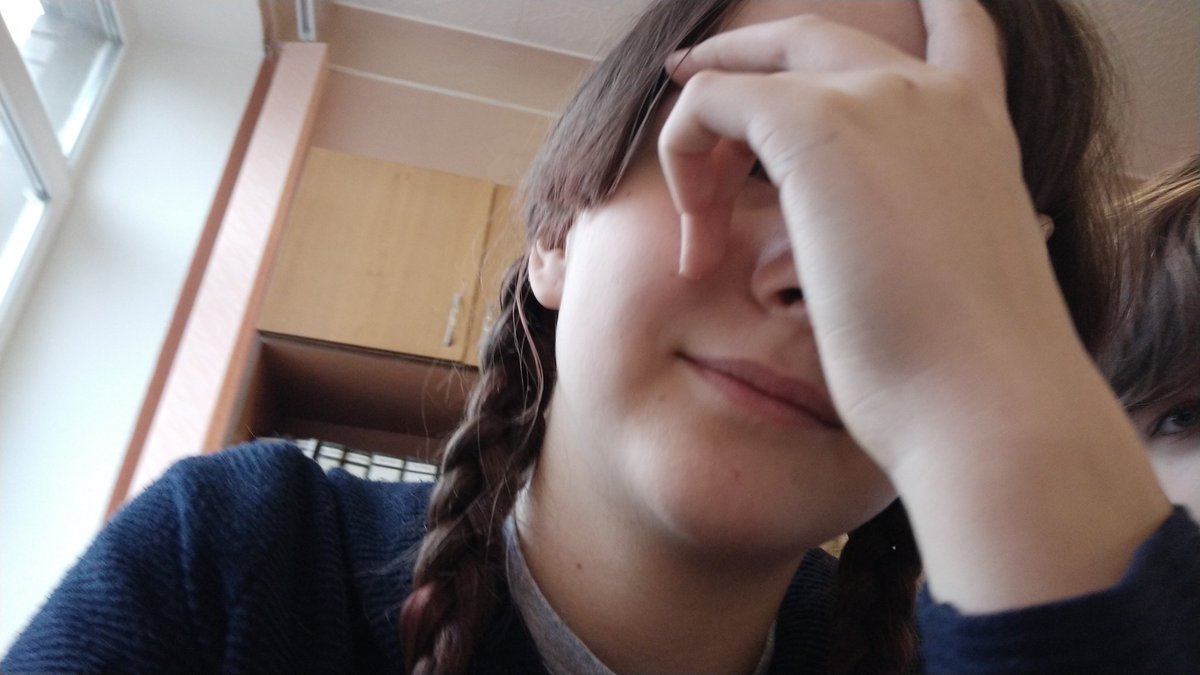 PPidofil's tweet photo. Не хочет фоткаться ☹️ https://t.co/HdEndl7PYT