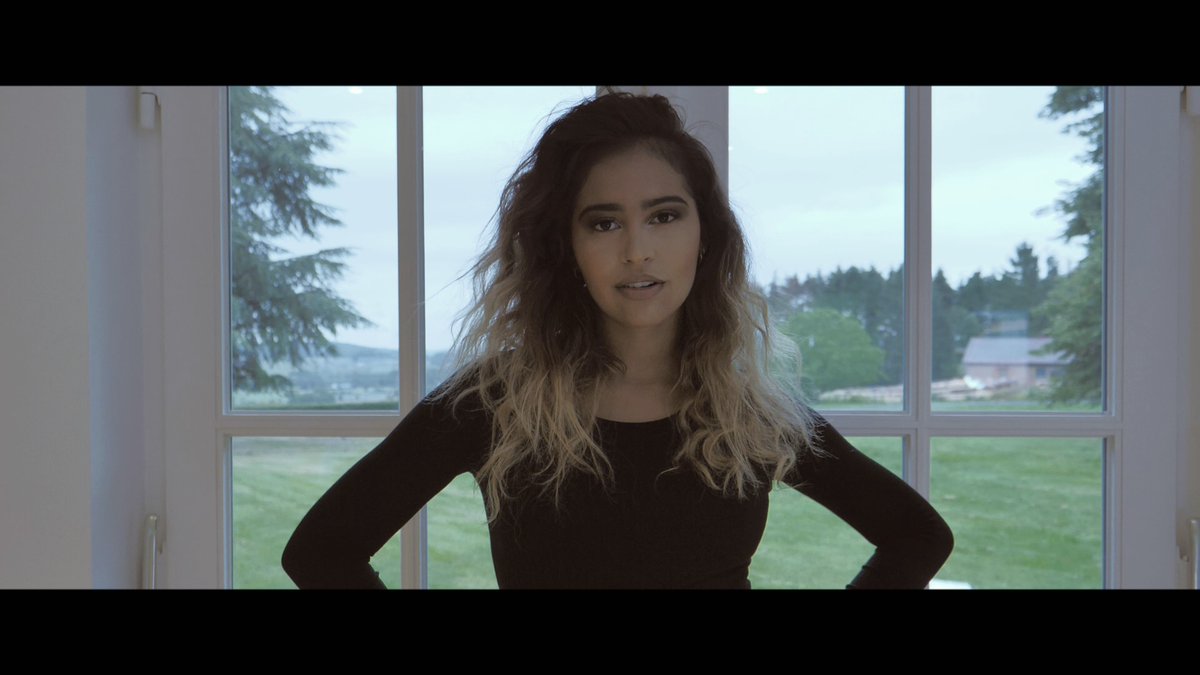 Thibauu's tweet photo. D1 PROD #musicvideo #clip #D1prod #bruxelles #Selfie #video #shooting #director #directed #beauty #charleroi https://t.co/DDZs0D0T3W
