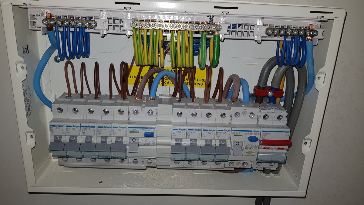 anthony_barron's tweet photo. @hageruk https://t.co/UhM5f8rkdl
