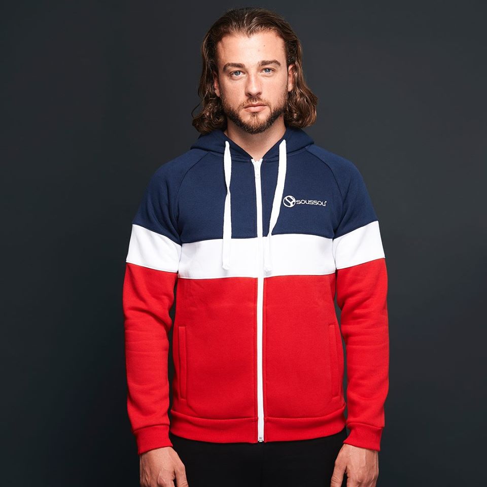 SoussouWear's tweet photo. Le retour de notre veste #bleu #blanc #rouge 
Ça vous intéresse? On lance les pré-commandes !
#sportswear #LeMans 
https://t.co/6Q9y3GBUkS https://t.co/4CKN186PWf