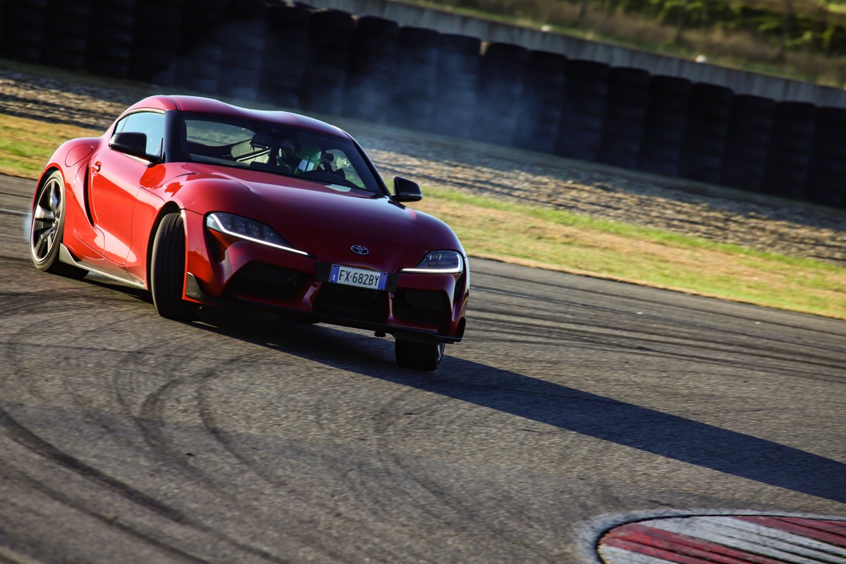 TommyMaino's tweet photo. Il ritorno della #Supra #GR @ToyotaMotorCorp @toyota_italia 🏎️🏁 #Test #HotLaps #CircuitoTazioNuvolari @EvoMagazineIt @TommyMaino #OfficialDriver Ph. #NivolaFoto https://t.co/rjoG7goxBb