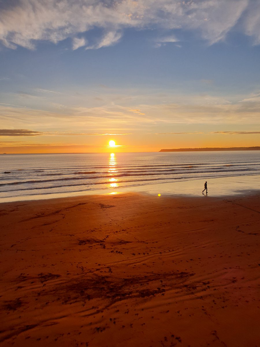 Nigel_NLCC's tweet photo. The reward for getting up for early morning PRAYER @ https://t.co/008hPg6HxH