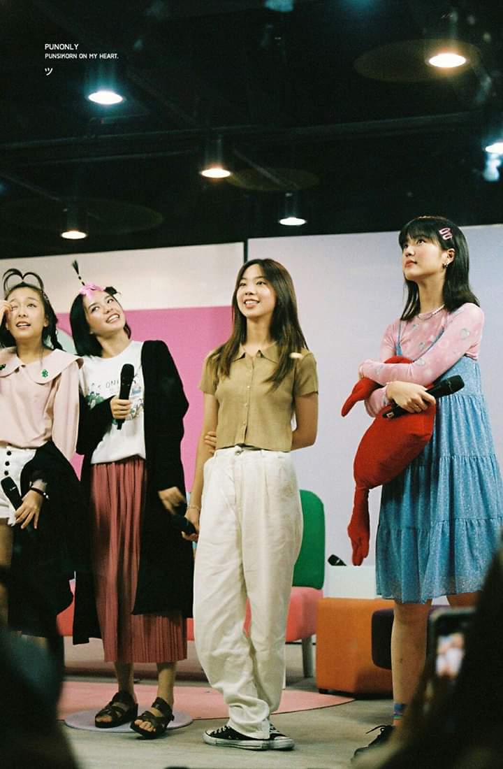 todayispunn's tweet photo. นานแล้วที่ไม่ได้เจอ เธอคิดถึงกันรึเปล่า~

#PunBNK48 #BNK48 #PunOnly #บุ๋งๆจุ่มบุ๋ย https://t.co/O16ZMUDPF8